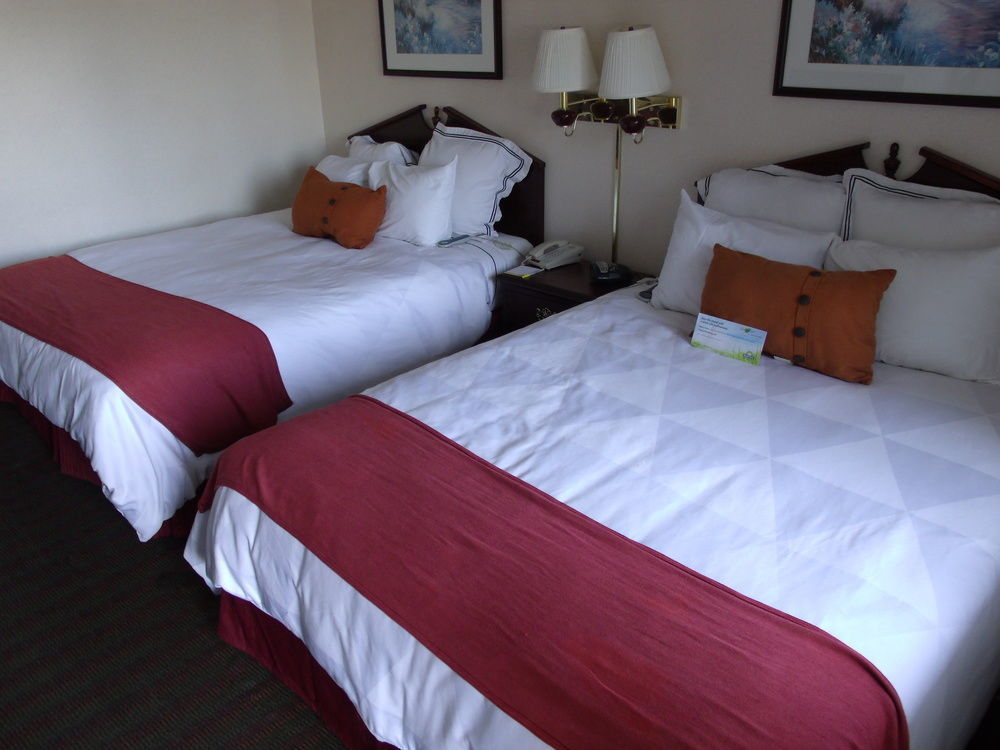 Days Inn By Wyndham Davenport Ia Dış mekan fotoğraf