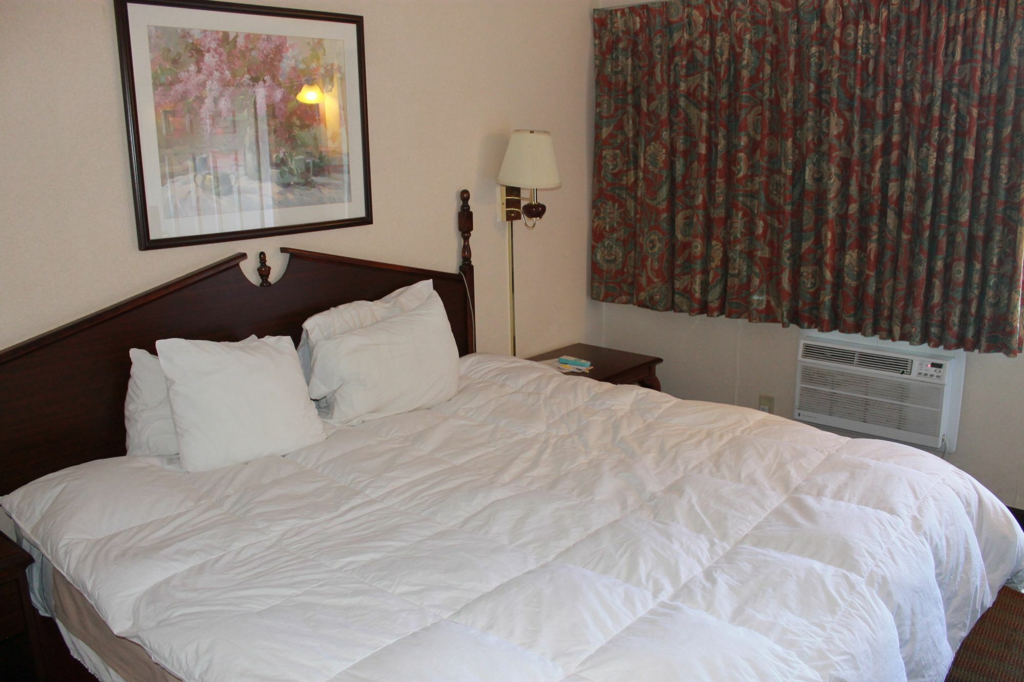 Days Inn By Wyndham Davenport Ia Dış mekan fotoğraf